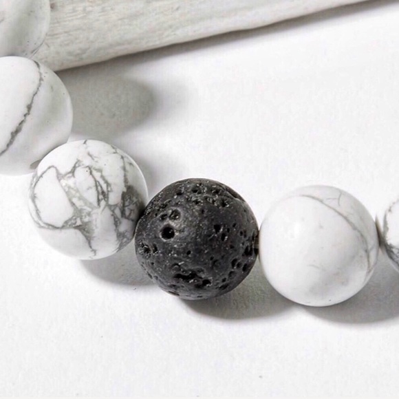 MARBLED HOWLITE LAVA STONE STRETCH BRACELET NEW - Picture 5 of 10